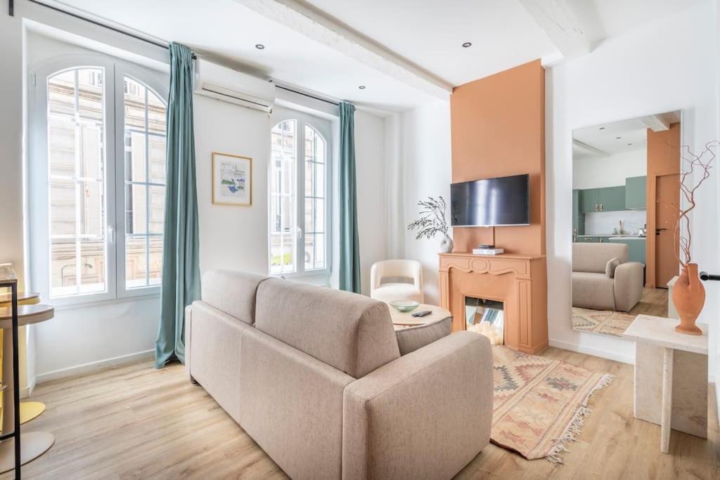 Cosy Appartement Au Coeur Du Cours Julien Marseille Luaran gambar